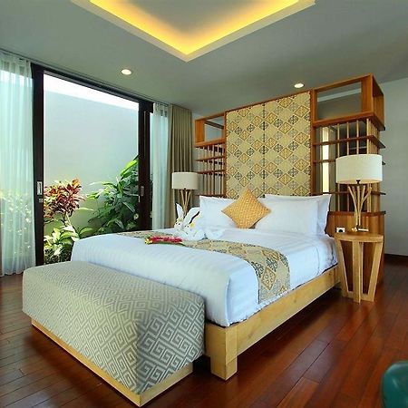 D&G Villas Nusa Dua  Buitenkant foto