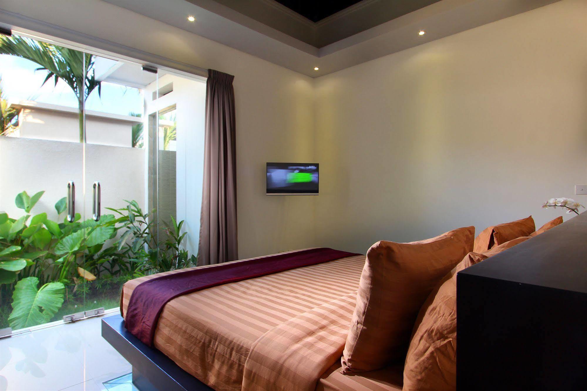 D&G Villas Nusa Dua  Buitenkant foto